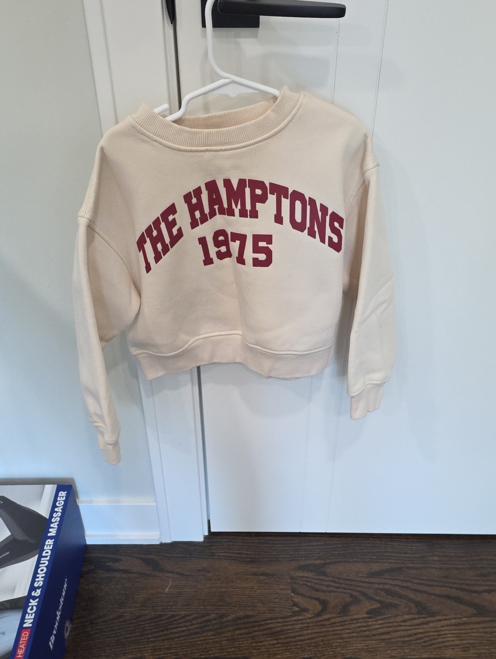 Zara Cream Cropped Crewneck Sweatshirt with Burgundy Print